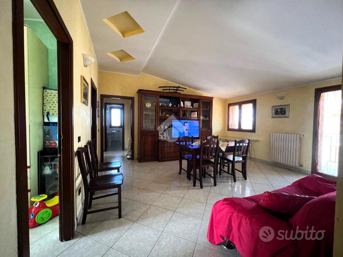 4 LOCALI A ALTAMURA - Vista 5