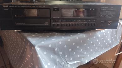 lettore cd multiplo professionale Yamaha 