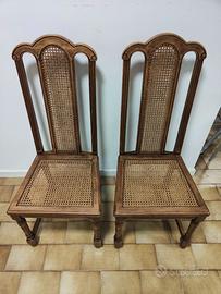 Coppia di sedie in legno, inizio secolo.