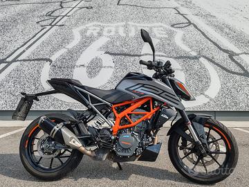 KTM DUKE 125