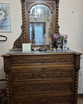 Antico comò fine ‘800