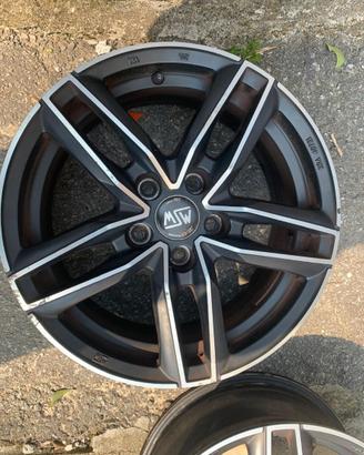 Cerchi il lega 16" OZ