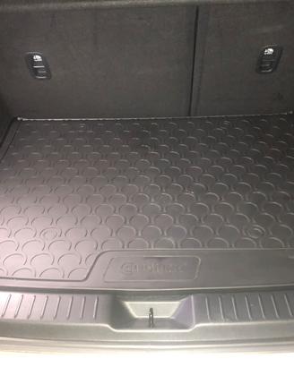 Tappeto in gomma per porta bagagli Mazda CX-30