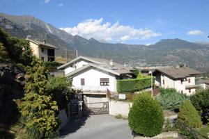 VILLA SINGOLA A CHÂTILLON