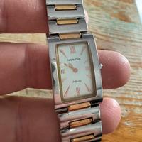 Mondia affinity quartz