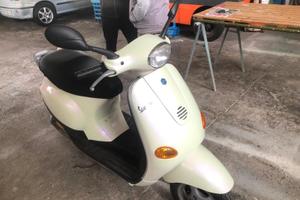 Vespa 50 et2