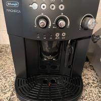 macchina da caffe delonghi mod magnifica