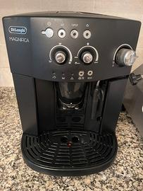 macchina da caffe delonghi mod magnifica