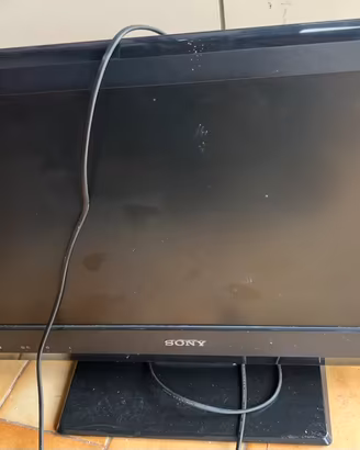 TV Monitor LCD Sony Bravia 22"