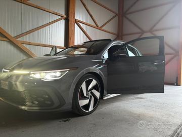 Golf gti 8 performance