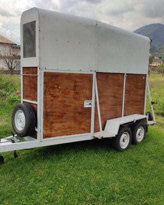Trailer trasporto cavalli
