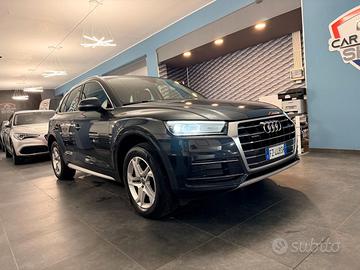 Audi Q5 45 TDI quattro S tronic Business Design 20