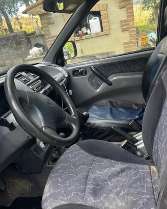 terrano 98’ 3500€ TRATTABILE