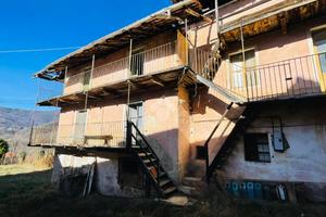 CASA SEMINDIPENDENTE A COASSOLO TORINESE