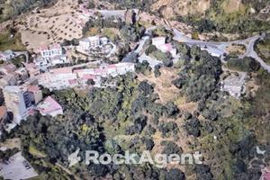 TERRENO AGRICOLO ADIACENTE ALLA STRADA PRINCIPALE