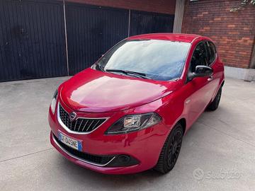 LANCIA Ypsilon 1.0 FireFly 5 porte Hybrid Ecochi