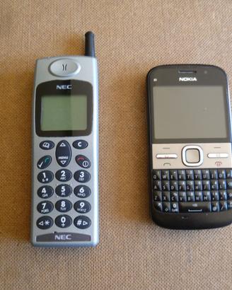 Lotto 2 cellulari NEC DB2000 e NOKIA E5-00