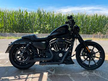 Harley Davidson XL 883 N Sportster Iron