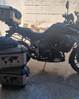 Moto Suzuki 