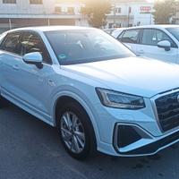 Audi Q2 30 TDI S tronic S line ** NAVI LED RETROC.