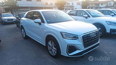 Audi Q2 30 TDI S tronic S line ** NAVI LED RETROC.