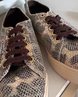 Superga platform