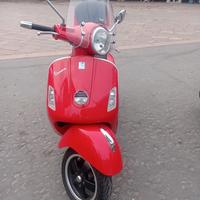 vespa GTS 250 gts