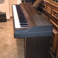 Pianoforte Roland HP 700 completo