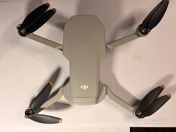 drone - DJI Mini 2 Fly More Combo - COME NUOVO 