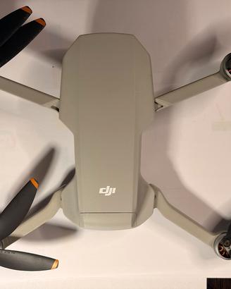 drone - DJI Mini 2 Fly More Combo - COME NUOVO 