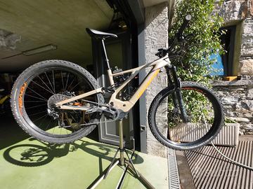 E-MTB - Specialized - Turbo Levo Comp M5 - 700Wh