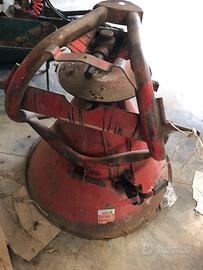 Spandiconcime trattore