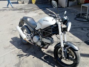 Ducati Monster 400 - 2005