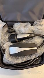 Tesla - Connettore mobile caricatore UMC carichino