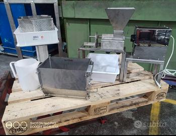 Minifrantoio elettrico spremitura a freddo