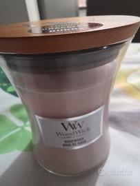woodwick Rosewood candela 