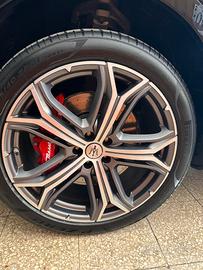 cerchi e gomme originali Maserati levante  da 21