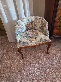 Poltroncine in noce 