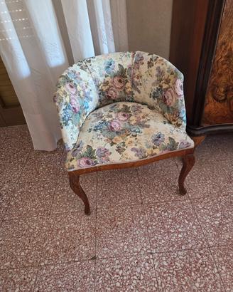 Poltroncine in noce 