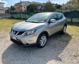 Nissan qashqai 1.5 Diesel anno 2015