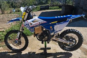 HUSQVARNA FE 250 4T 2024 