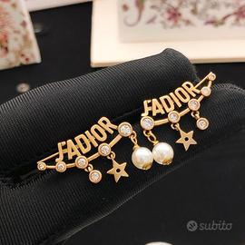 Orecchini a stella con nappine e perle DIOR