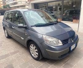 RENAULT Grand Scenic 2.0 16V dCi 7 POSTI