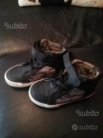 Scarpe da tennis alte