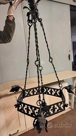 10 EURO!!!  Lampadario vintage in ferro battuto 
