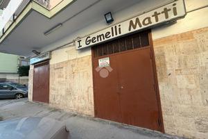 NEGOZIO A MARANO DI NAPOLI