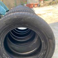 4 Gomme Bridgestone 215/65R16