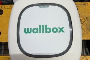 Wallbox pulsar plus con meter