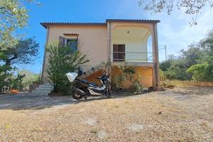 Villino da ristrutturare