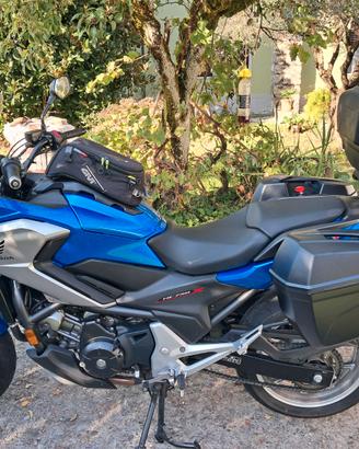 Honda nc750x cambio manuale